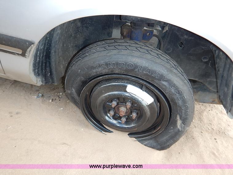 image for item I5420 1991 Ford Taurus L