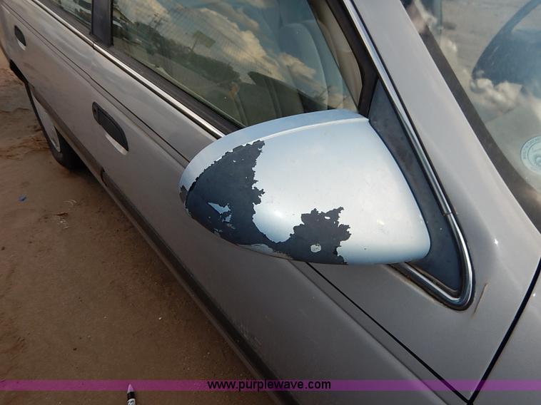 image for item I5420 1991 Ford Taurus L