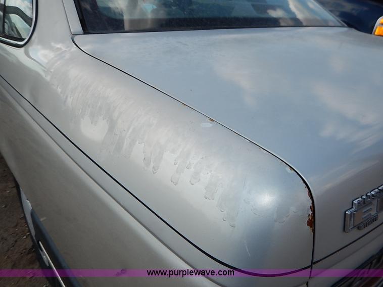 image for item I5420 1991 Ford Taurus L