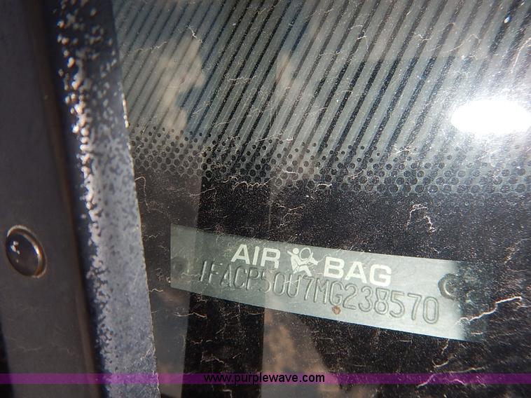 image for item I5420 1991 Ford Taurus L