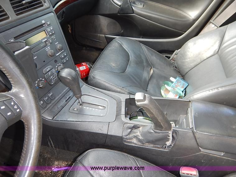 image for item I5421 2001 Volvo S60