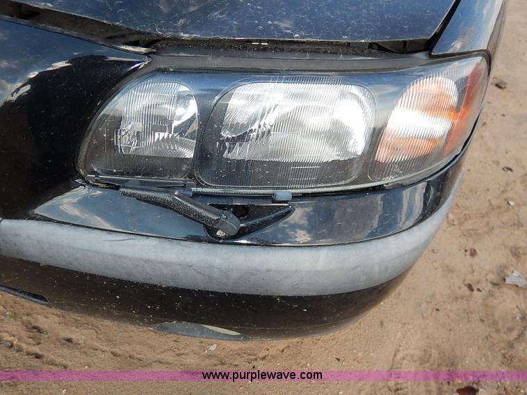 image for item I5421 2001 Volvo S60