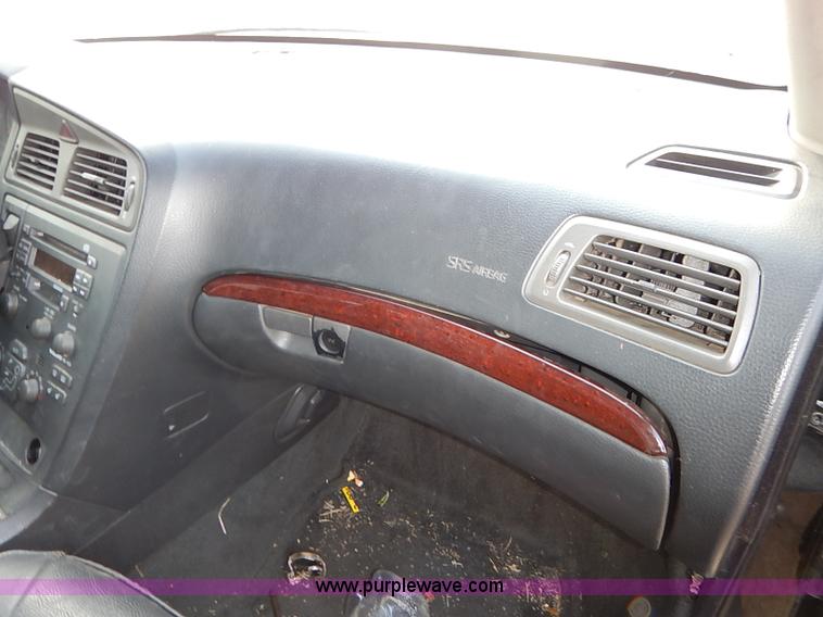 image for item I5421 2001 Volvo S60