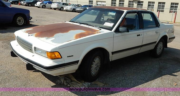 image for item I5422 1990 Buick Century Limited