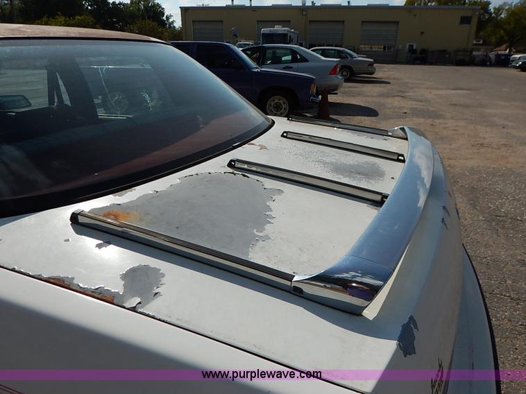 image for item I5422 1990 Buick Century Limited