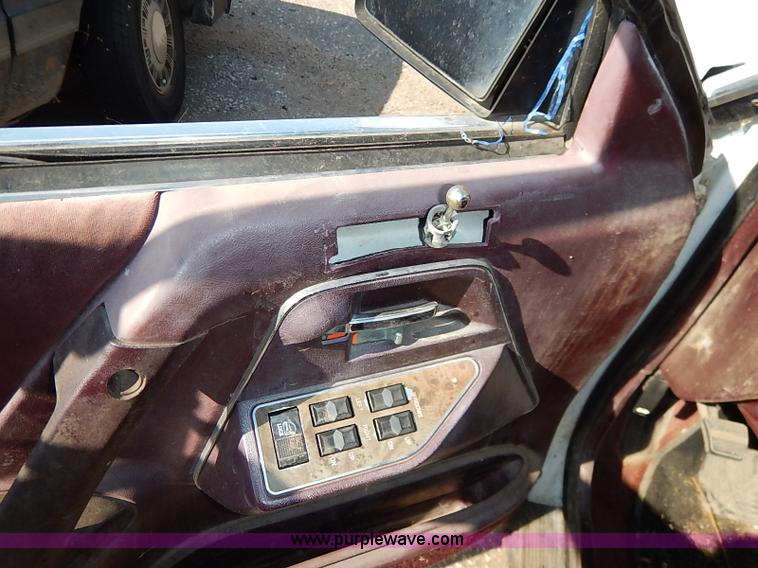 image for item I5423 1996 Buick Century