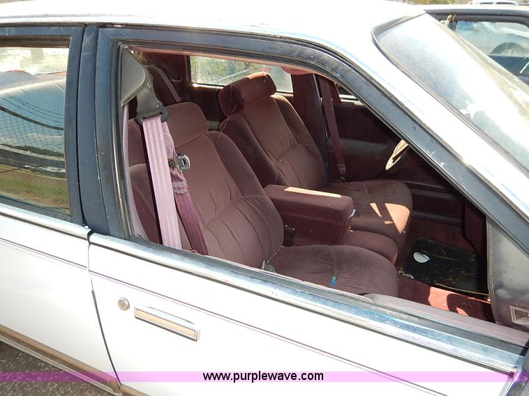 image for item I5423 1996 Buick Century