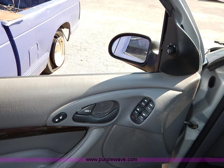 image for item I5424 2001 Ford Focus ZTS