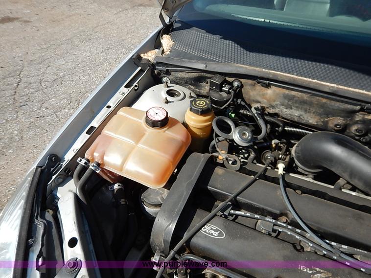 image for item I5424 2001 Ford Focus ZTS