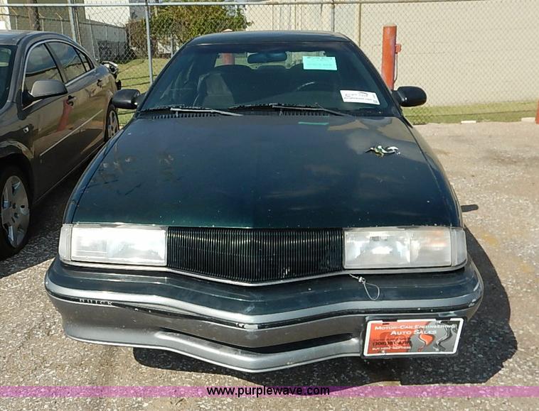 image for item I5425 1995 Buick Skylark GS