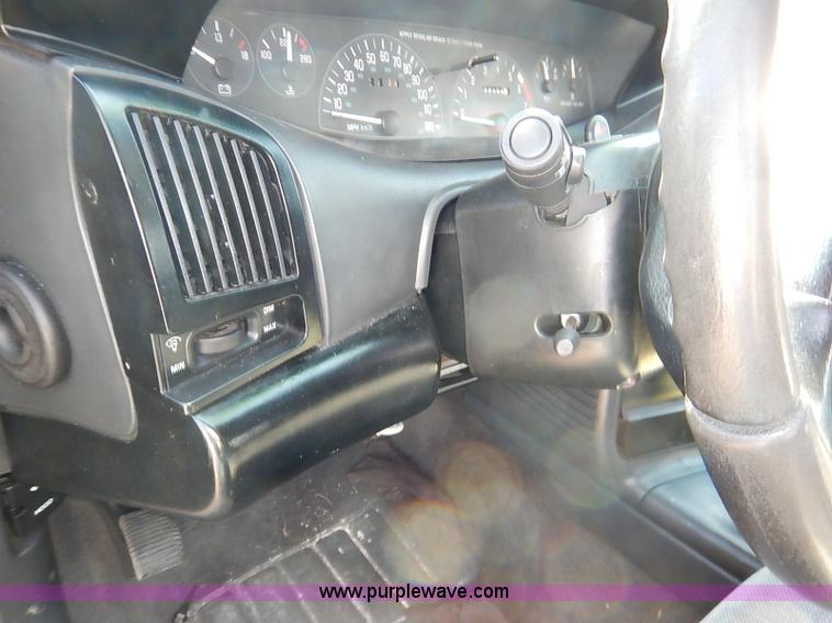 image for item I5425 1995 Buick Skylark GS