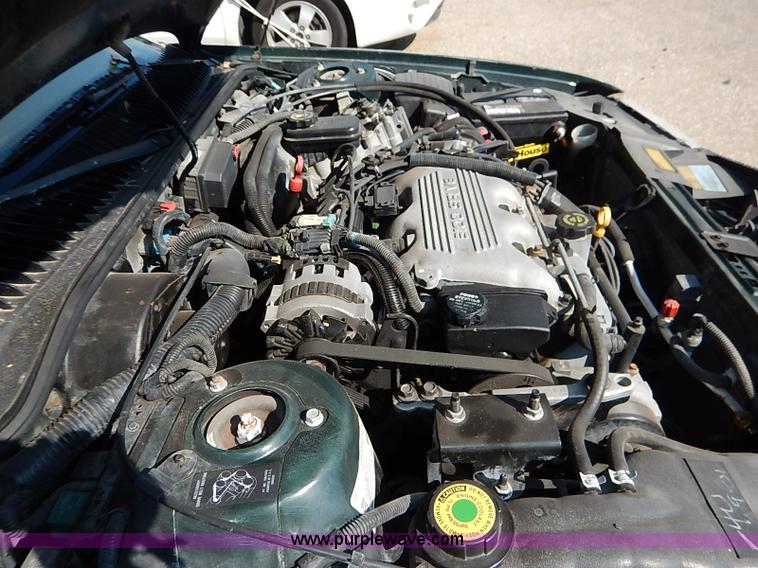 image for item I5425 1995 Buick Skylark GS