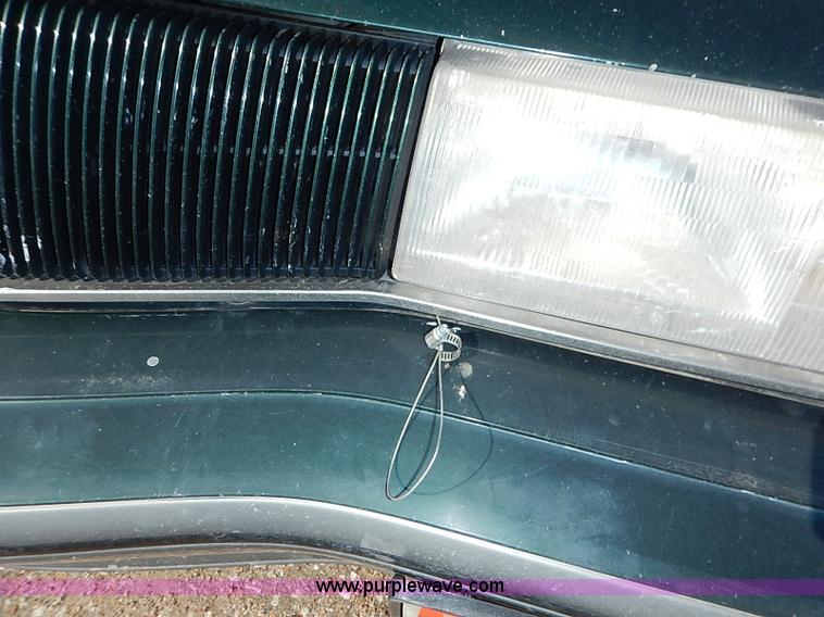 image for item I5425 1995 Buick Skylark GS