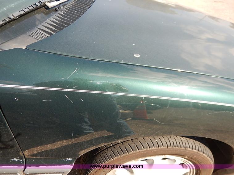 image for item I5425 1995 Buick Skylark GS