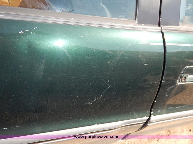 image for item I5425 1995 Buick Skylark GS