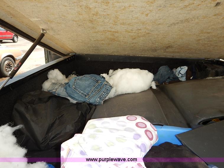 image for item I5426 2001 Chevrolet Silverado 1500 Ext. Cab pickup truck