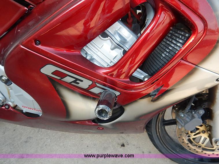 image for item I5427 1997 Honda CBR600 motorcycle