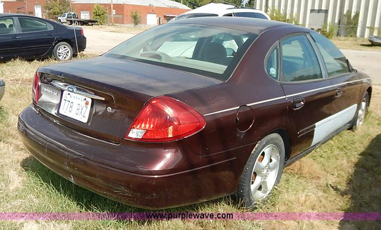 image for item I5428 2000 Ford Taurus SE SVG