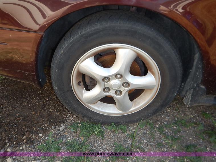 image for item I5428 2000 Ford Taurus SE SVG