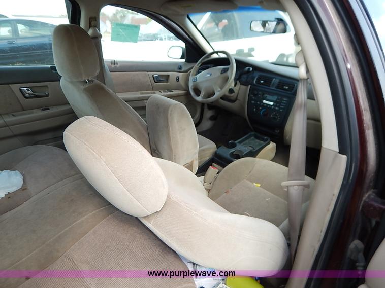 image for item I5428 2000 Ford Taurus SE SVG