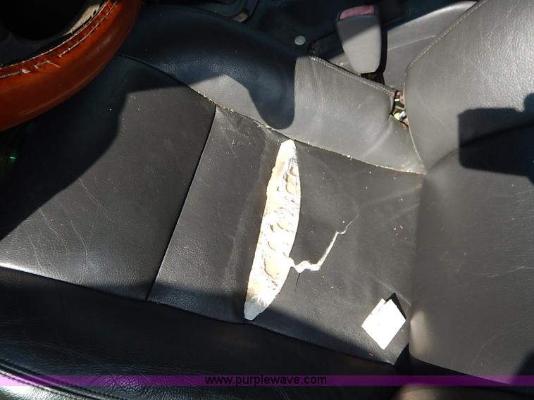 image for item I5429 2001 Volvo S40