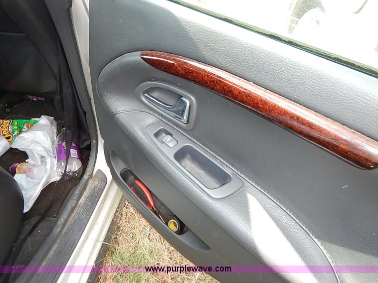 image for item I5429 2001 Volvo S40