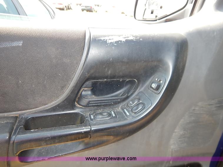 image for item I5431 2005 Ford Ranger SuperCab pickup truck