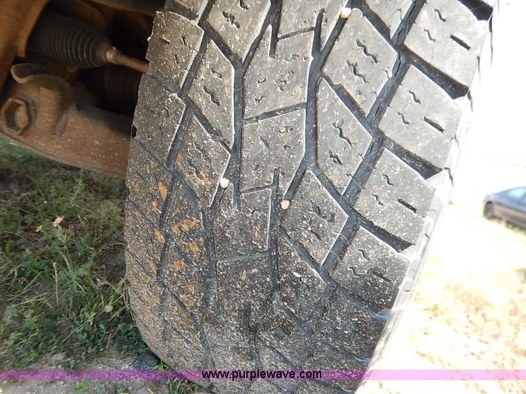 image for item I5431 2005 Ford Ranger SuperCab pickup truck