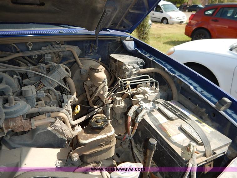 image for item I5431 2005 Ford Ranger SuperCab pickup truck