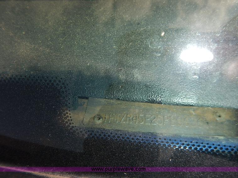 image for item I5431 2005 Ford Ranger SuperCab pickup truck