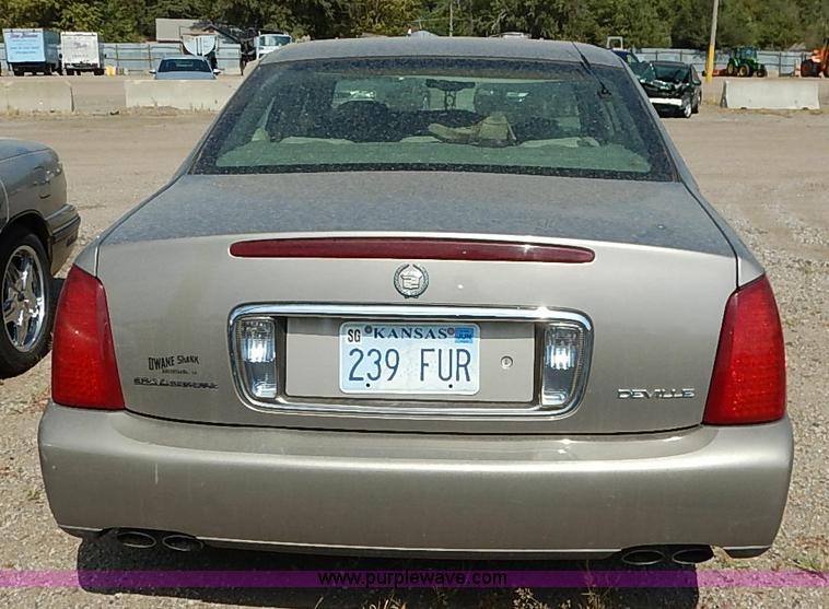 image for item I5432 2001 Cadillac DeVille