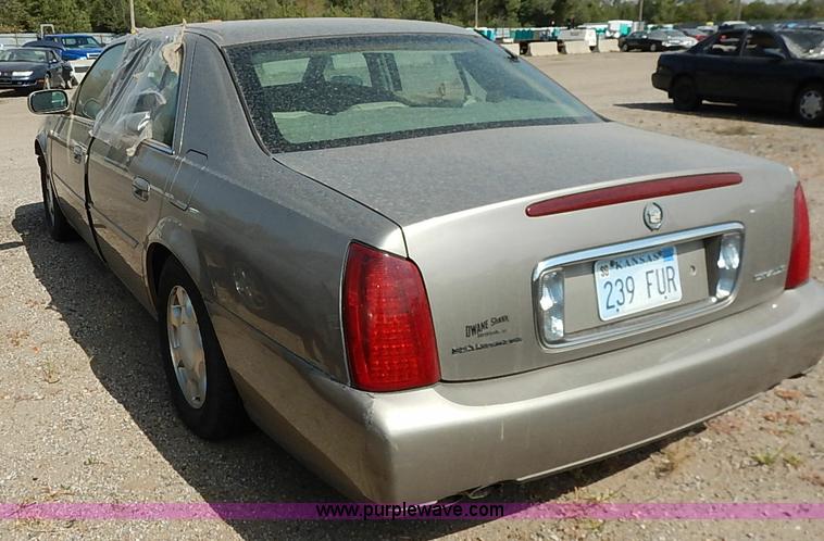 image for item I5432 2001 Cadillac DeVille