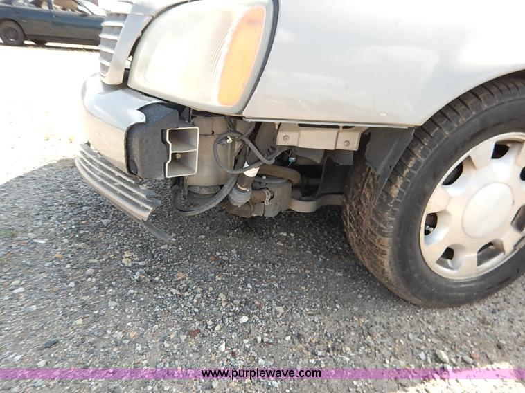 image for item I5432 2001 Cadillac DeVille