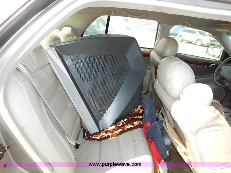 image for item I5432 2001 Cadillac DeVille