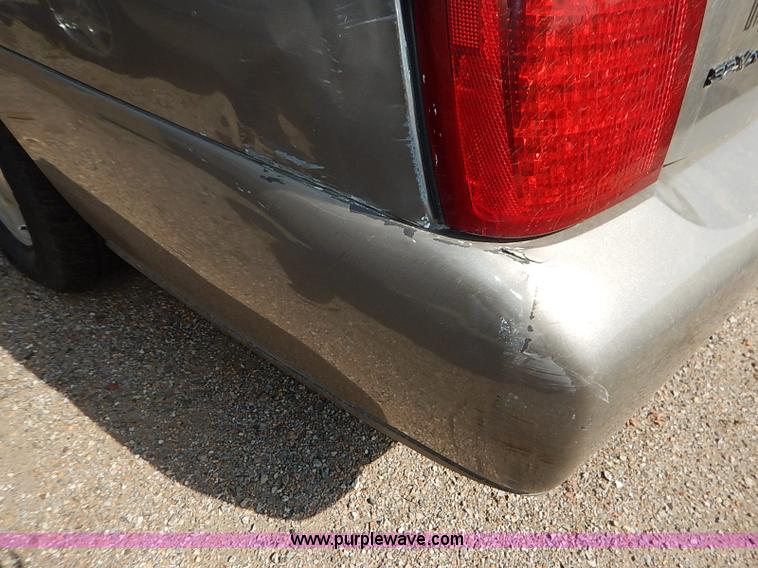 image for item I5432 2001 Cadillac DeVille