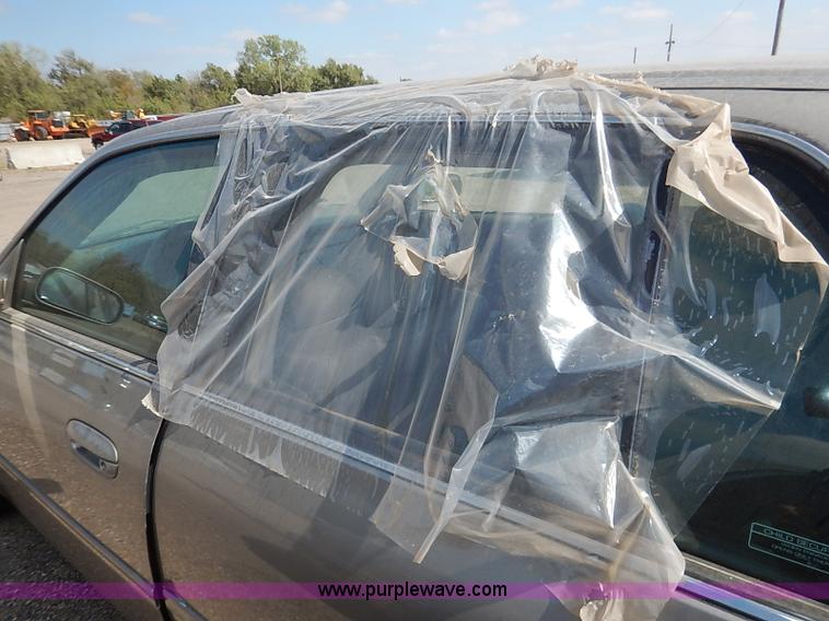 image for item I5432 2001 Cadillac DeVille