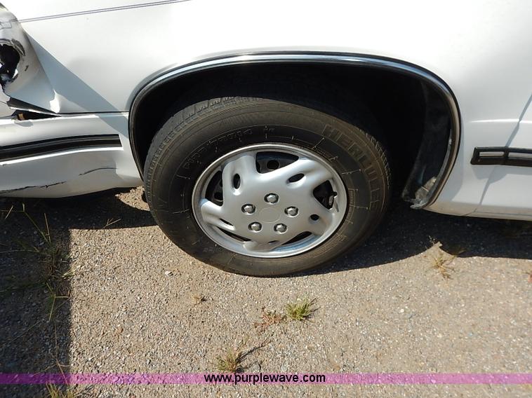 image for item I5433 1991 Chevrolet Lumina