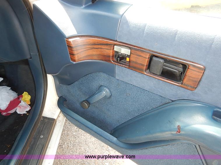 image for item I5433 1991 Chevrolet Lumina