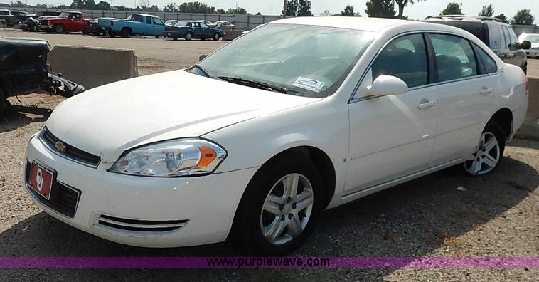 image for item I5435 2006 Chevrolet Impala LS