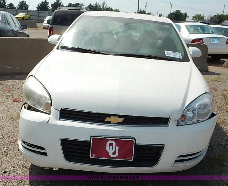 image for item I5435 2006 Chevrolet Impala LS