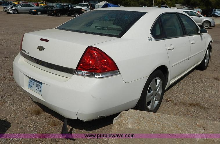 image for item I5435 2006 Chevrolet Impala LS