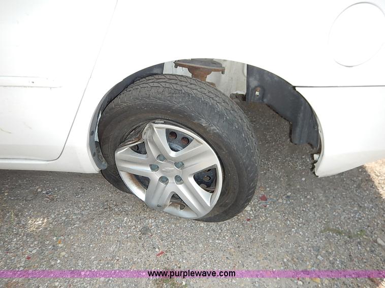 image for item I5435 2006 Chevrolet Impala LS