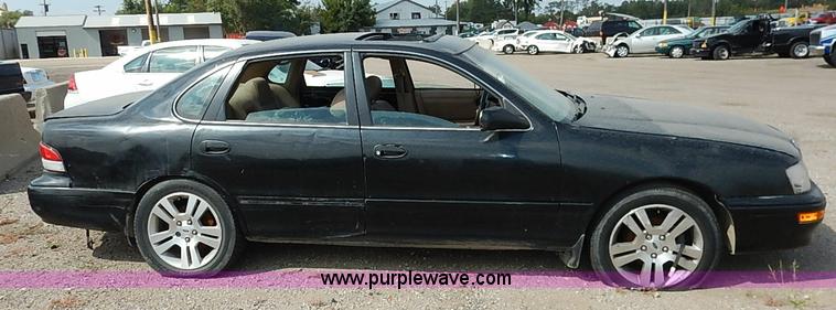 image for item I5436 1997 Toyota Avalon XLS