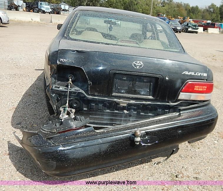 image for item I5436 1997 Toyota Avalon XLS