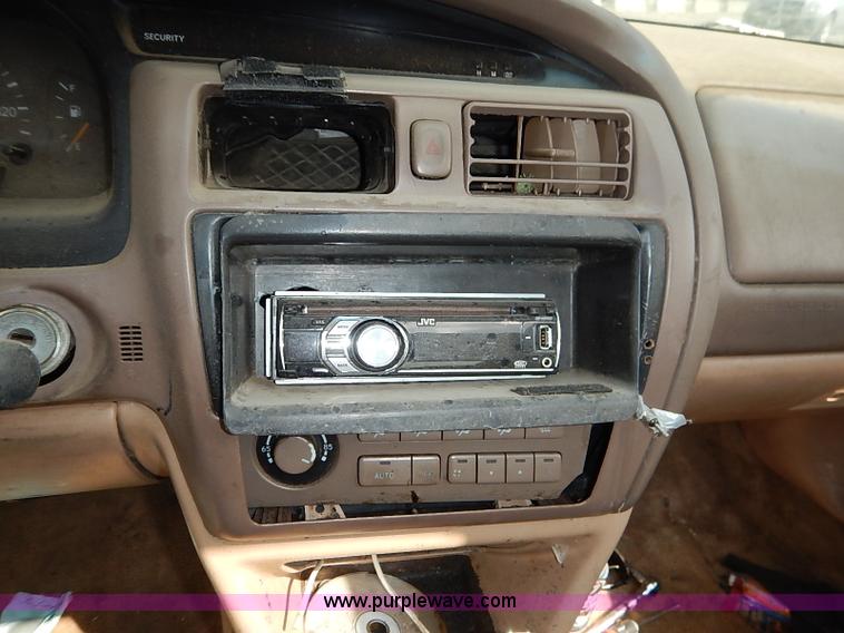 image for item I5436 1997 Toyota Avalon XLS