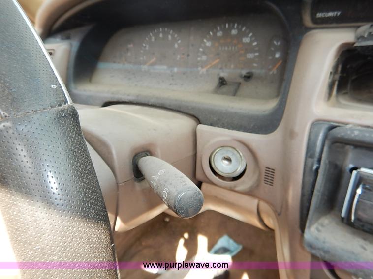 image for item I5436 1997 Toyota Avalon XLS