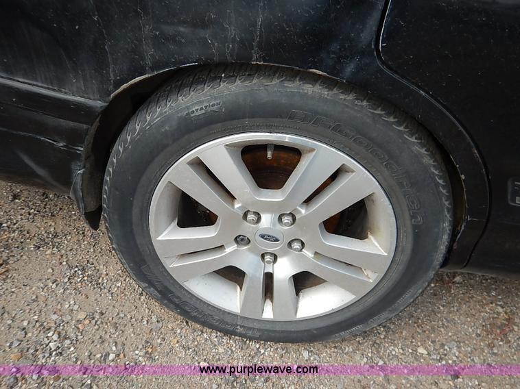 image for item I5436 1997 Toyota Avalon XLS