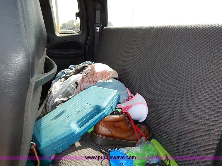 image for item I5438 2000 Dodge Ram 1500 Quad Cab pickup truck