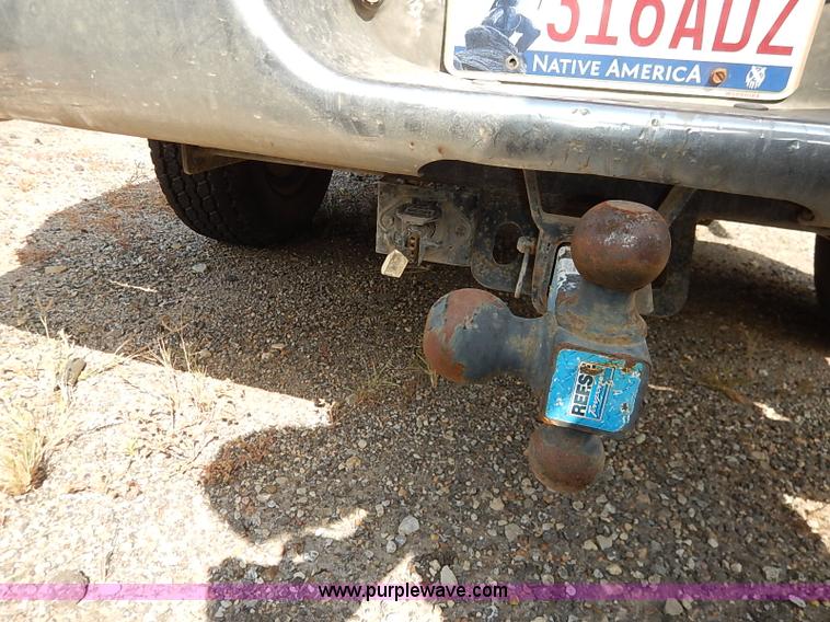 image for item I5438 2000 Dodge Ram 1500 Quad Cab pickup truck