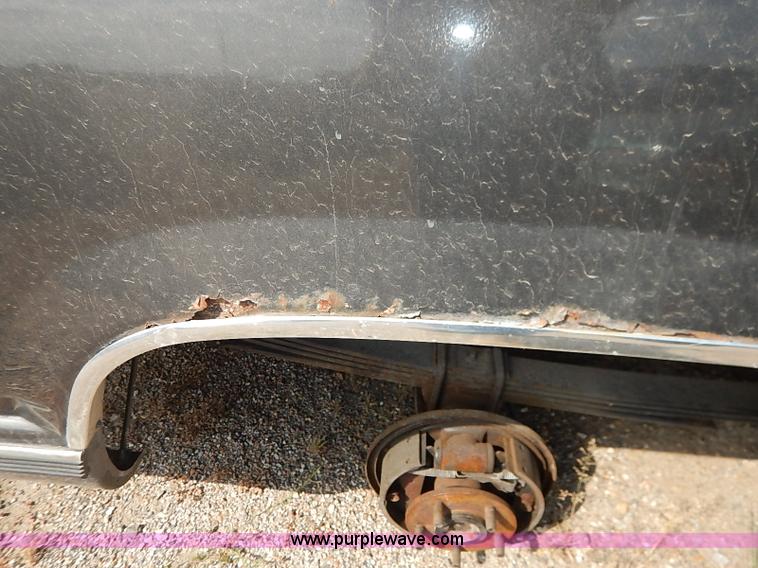 image for item I5439 1991 Chevrolet Silverado 1500 pickup truck